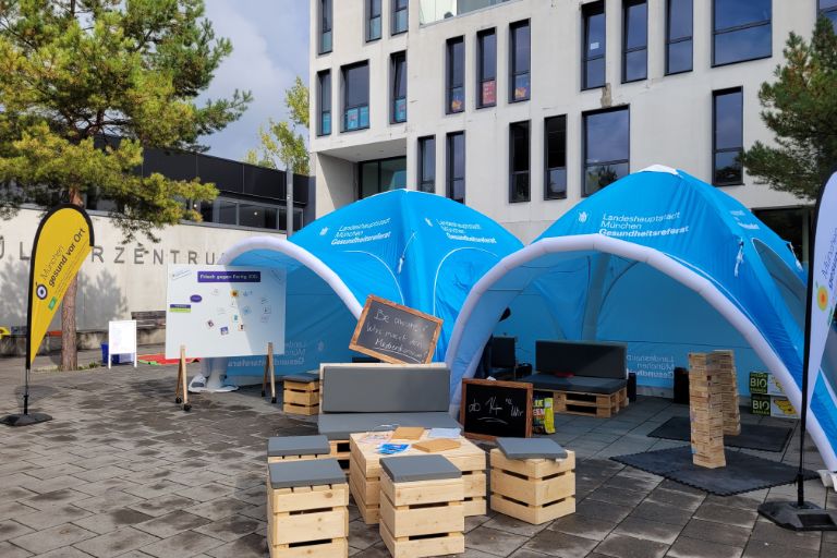Zelt des Gesundheitsreferats am Gesundheitstag im Hasenbergl