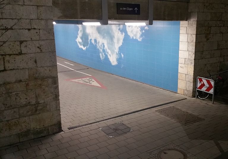 Unter dem Pasinger Bahnhof durch mit sieben Fliegern.