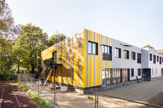 Gebäudeecke - Ansicht Ost-West