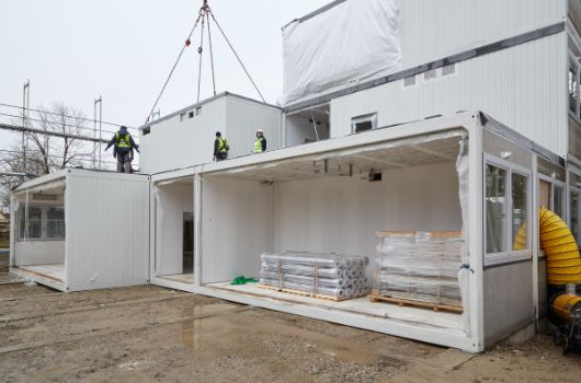 Modul dient als Lagerfläche für Materialien beim Transport