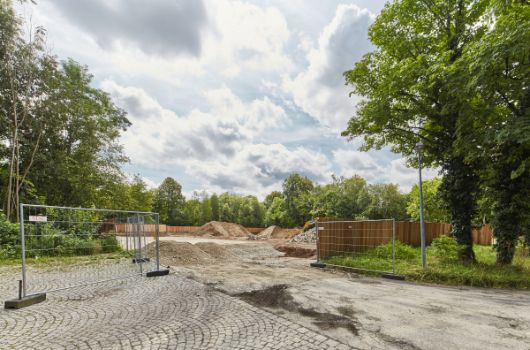 Baustelleneinrichtung mit Bauzaun