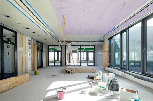 Lernhausmitte Deckenanstrich