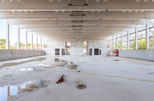 Innenansicht Rohbau Sporthalle