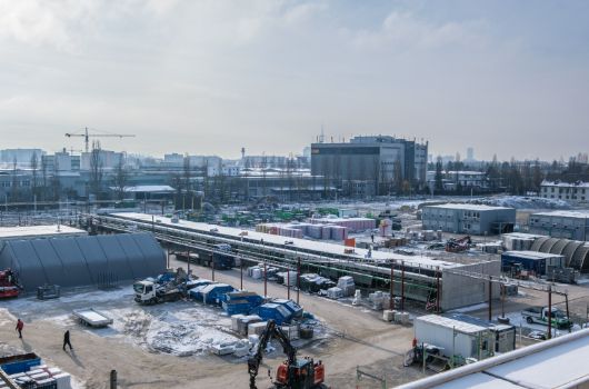 Ausblick Obergeschoss Gymnasium das Sportbetriebsgebäude