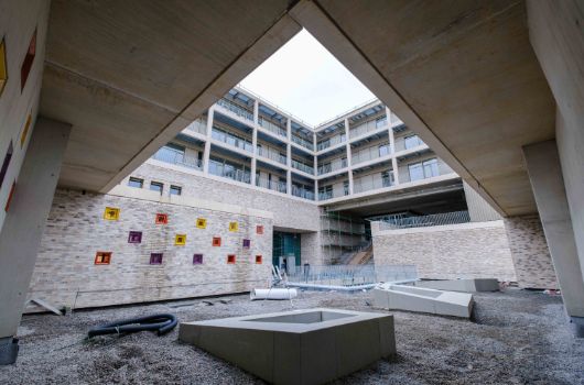 Pausenhof Obergeschoss Gymnasium