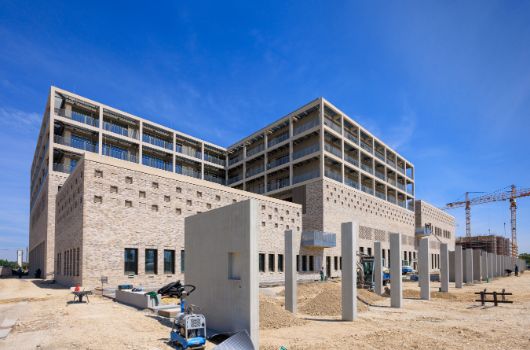 Ecke Süd-West Gymnasium 