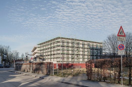 Blick vom Strehleranger auf die Mittelschule