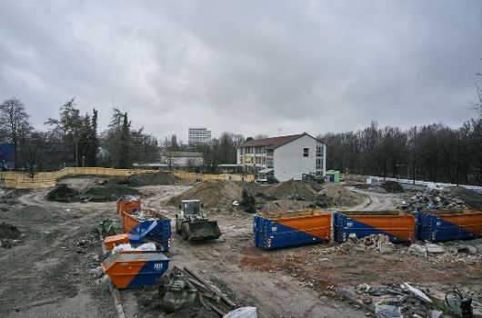 Blick von Osten auf das Baufeld