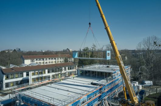 Vogelperspektive von Südwesten: Aufbau des 2.Obergeschosses 