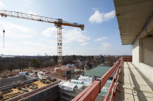 Blick auf das Dach von Gebäudeteil B