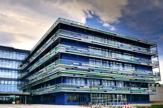 Eingangsbereich der FOS für Sozialwesen und Gesundheit München Nord