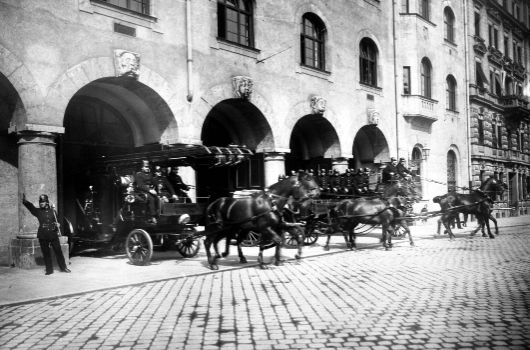 Münchner Löschzug FW1 circa 1904