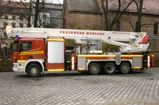 Hubrettungsbühne HRB 53