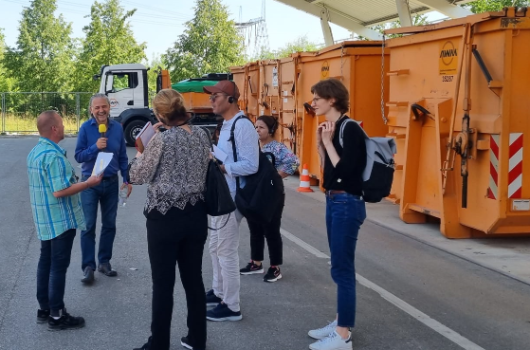 Die Delegation aus Kasserine auf dem Wertstoffhof des AWM