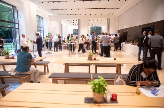 Austausch und Netzwerk