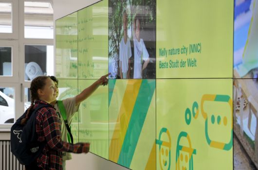 Ausstellung zum Schülerinnenwettbewerb 2023