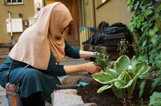 Bepflanzungsaktion Frauencafé Bellevue di Moncao