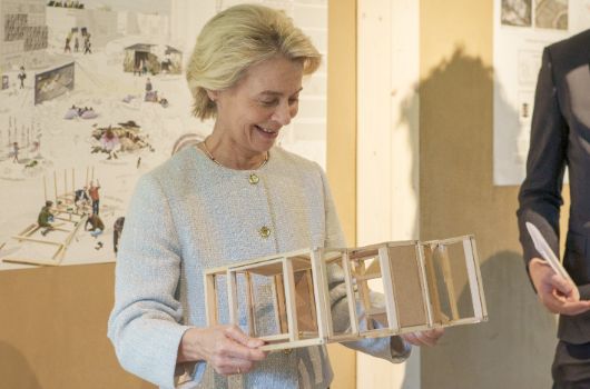 Ursula von der Leyen in Neuperlach