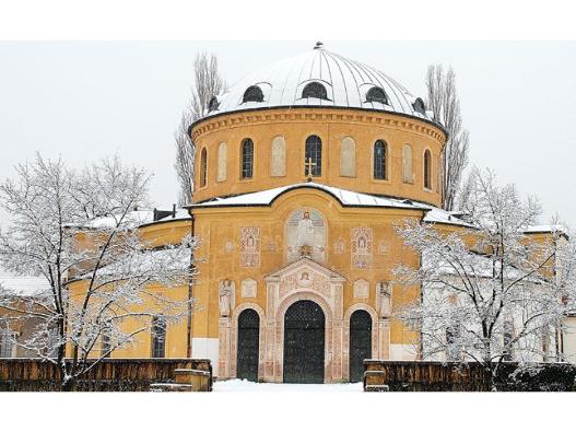 Fassade des Westfriedhofs