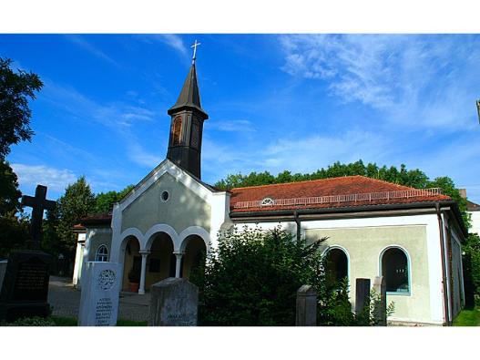 Leichenhalle im Friedhof Sendling
